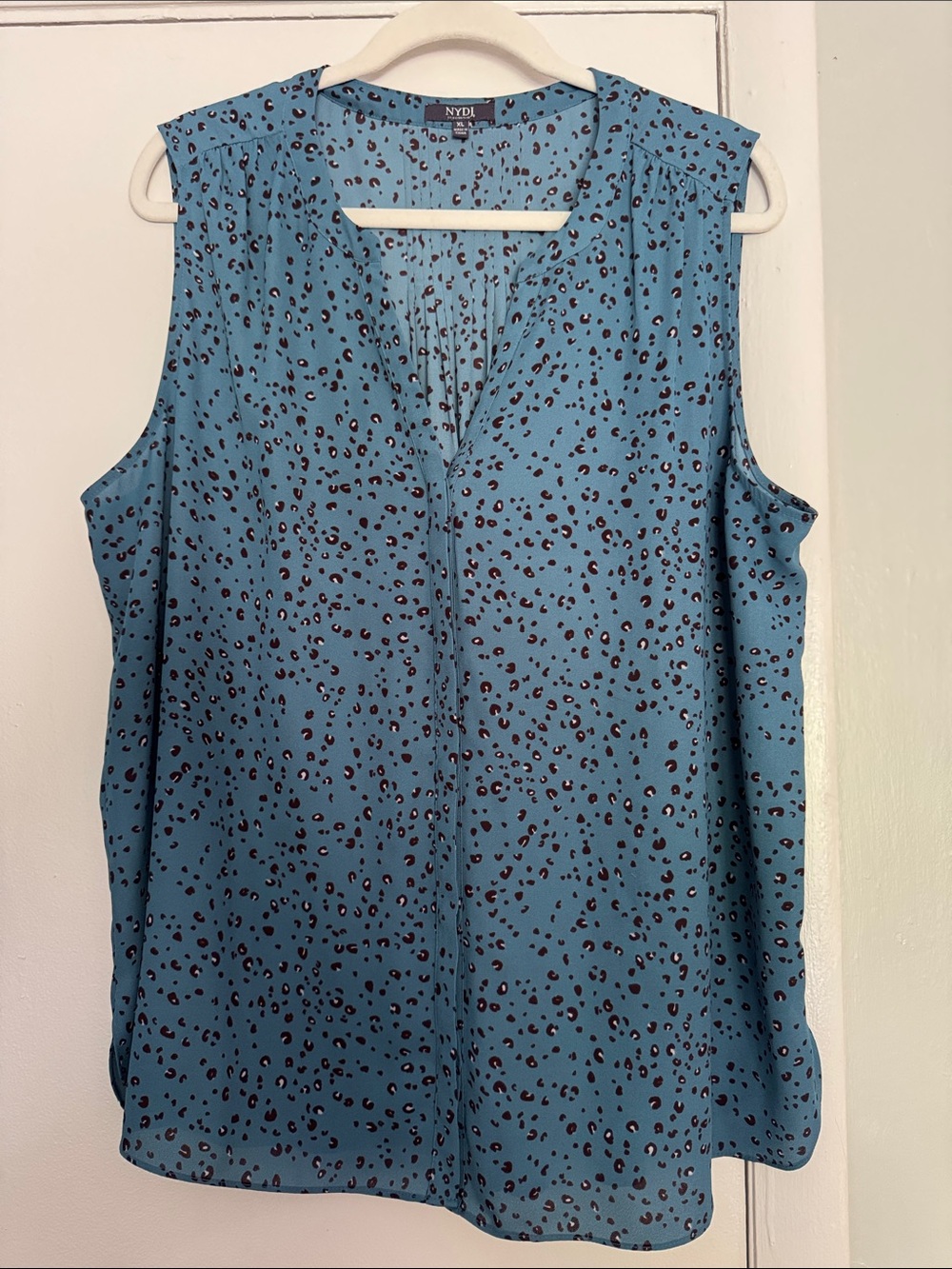 NYDJ Blue Sleeveless V-Neck Printed Camisole